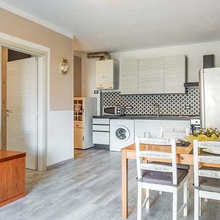 Domus Lucis Apartment Terrace & Private Parking 马里内拉迪萨尔扎纳 外观 照片