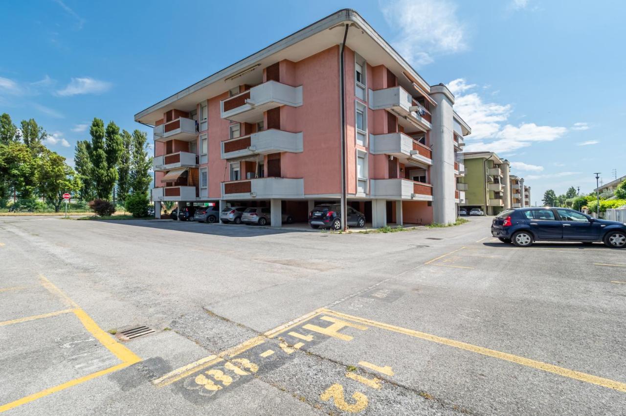 Domus Lucis Apartment Terrace & Private Parking 马里内拉迪萨尔扎纳 外观 照片
